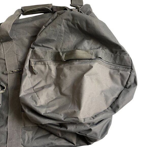Outdoor Products Giant Grey Duffle Bag Water-Resistant With Shoulder Strap & Zip - Picture 16 of 16